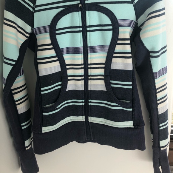 Lululemon Scuba Jacket - Picture 3 of 5